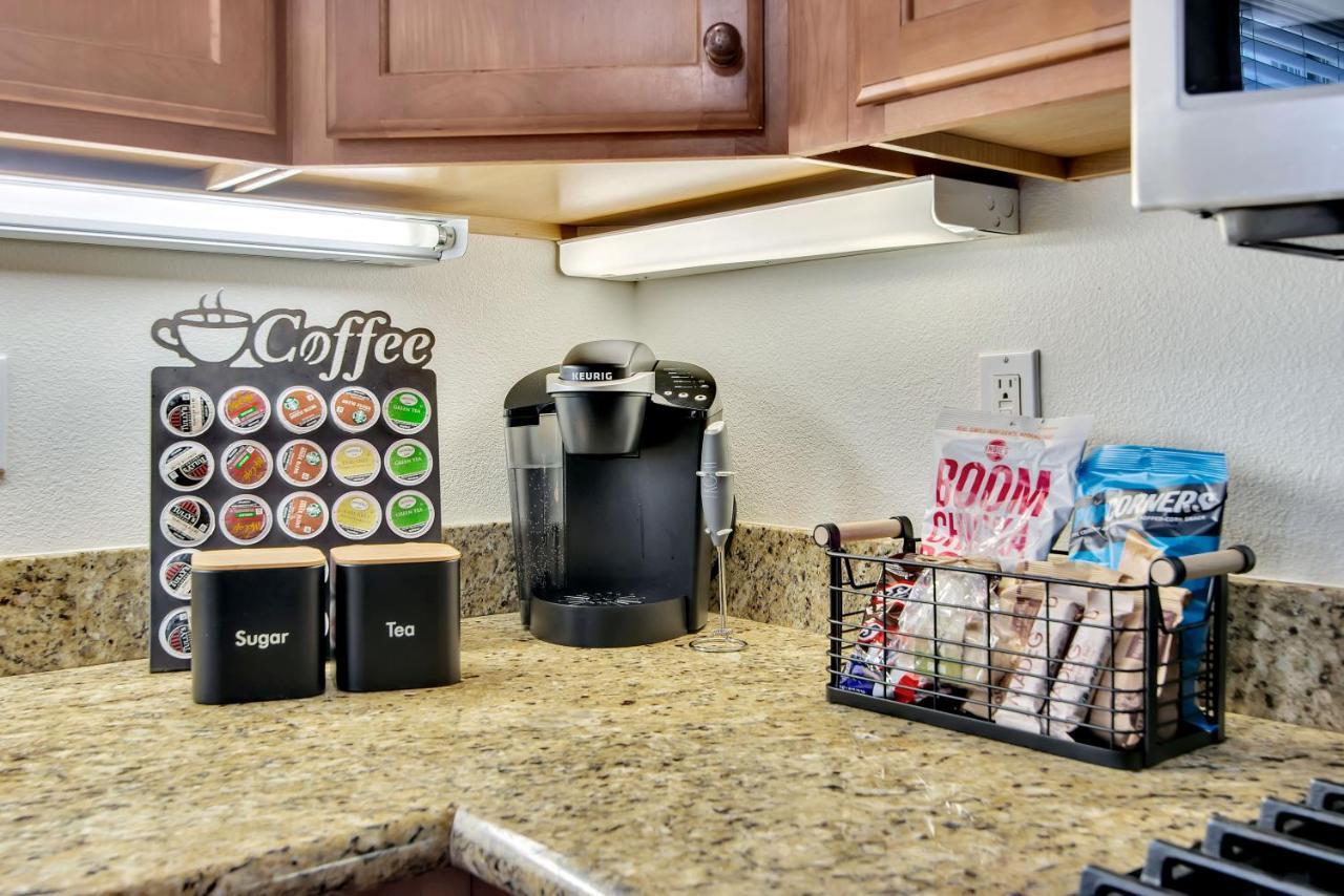 Villa Downtown Paso: Sip N Sleepz 3 Bed/2.5 Bath El Paso de Robles Exterior foto