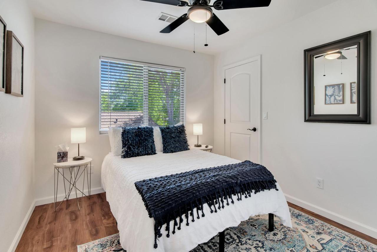 Villa Downtown Paso: Sip N Sleepz 3 Bed/2.5 Bath El Paso de Robles Exterior foto