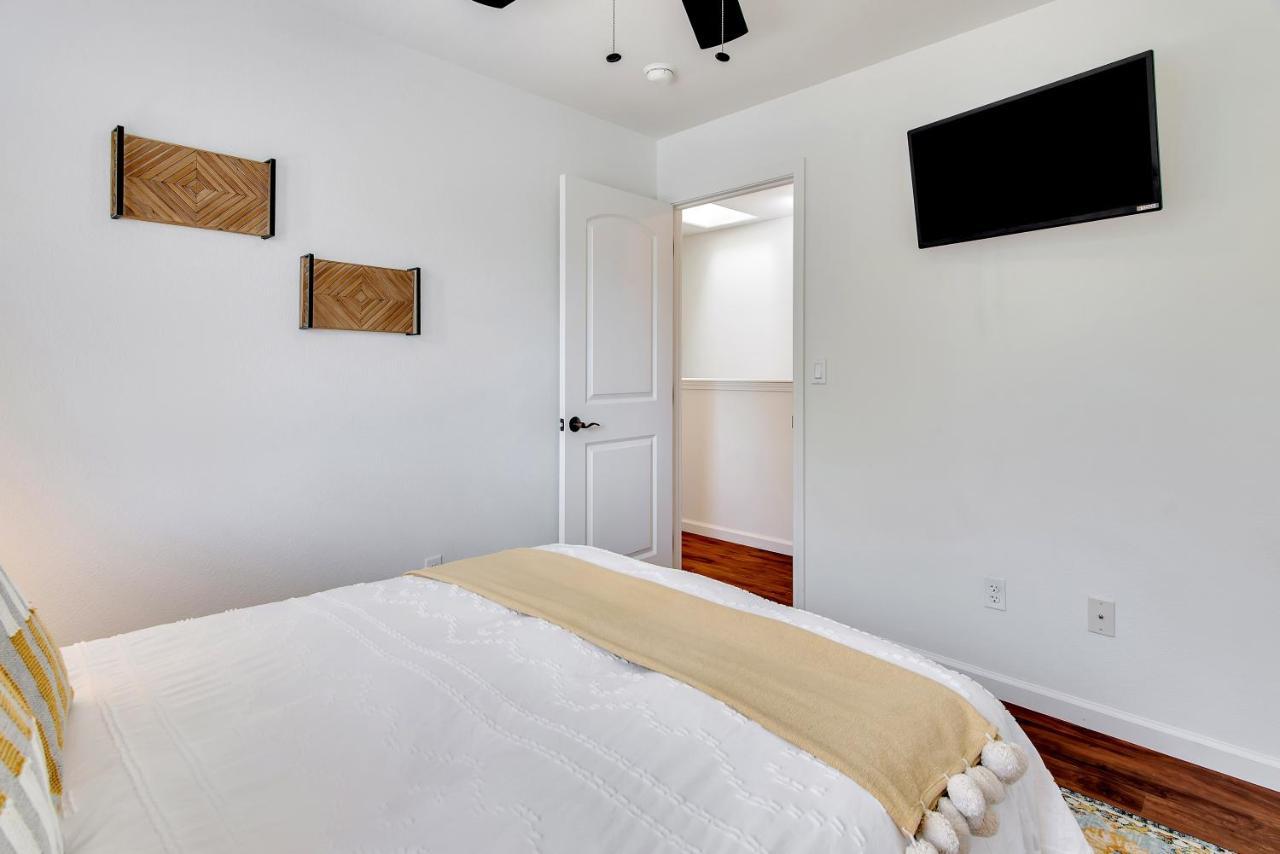 Villa Downtown Paso: Sip N Sleepz 3 Bed/2.5 Bath El Paso de Robles Exterior foto