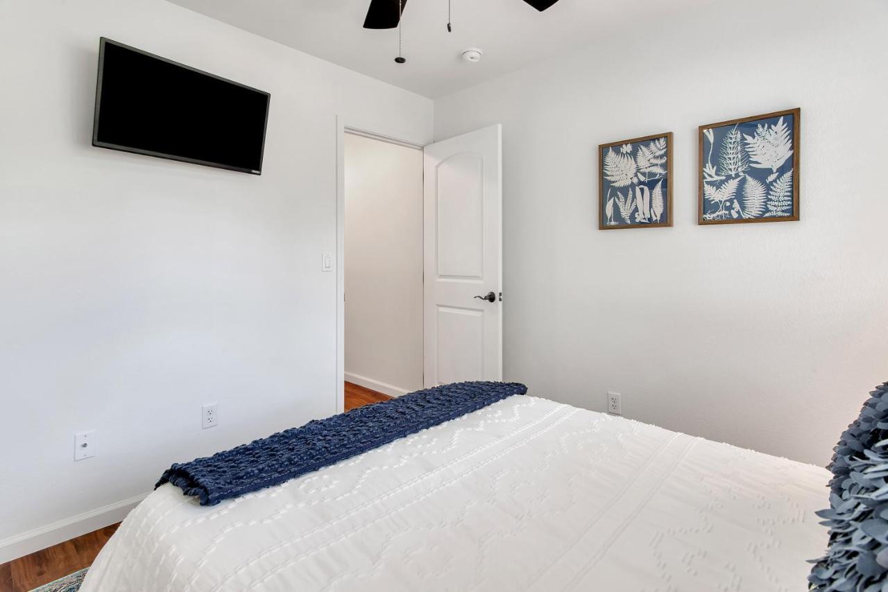 Villa Downtown Paso: Sip N Sleepz 3 Bed/2.5 Bath El Paso de Robles Exterior foto